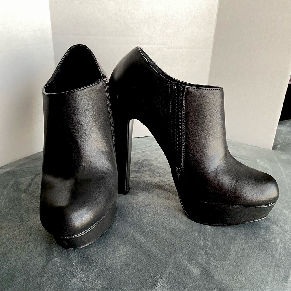 Steve Madden High Heel Booties